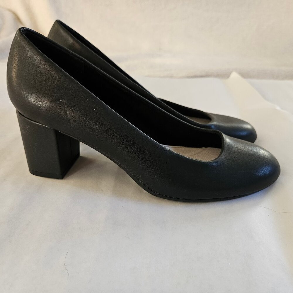 Easy Street Women's Proper Block Heel Pumps, Black, Size 8.5